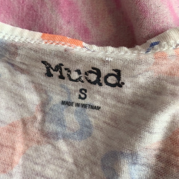 Shirt bundle of Four - Picture 10 of 12